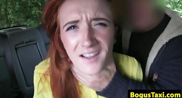 బేస్బాల్ క్రీడాకారుడు ఆట తెలుగు సెక్స్ వీడియో తర్వాత చీర్లీడర్తో అమ్మాయిని ఫక్ చేస్తాడు.