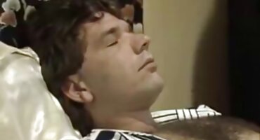 సోల్జర్ ఐడెన్ యాష్లే ప్రిసిపిటా ఆమె పూకు సెక్స్ వీడియో తెలుగు సాంగ్స్ నాకడానికి ఇంటికి పరుగెత్తుతుంది.