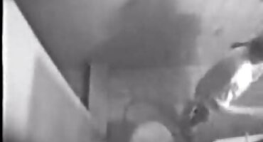 అమ్మాయి చేతితో అబ్బాయికి హస్త ప్రయోగం మందపాటి సెక్స్ వీడియో దెంగులాట పురుషాంగం.