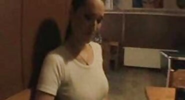 మియా మూర్ ఒక నూరు సెక్స్ తెలుగు సెక్స్ వీడియో మసాజ్ సమయంలో ఒక నల్ల క్లయింట్ ద్వారా ఇబ్బంది పెట్టాడు గెట్స్.