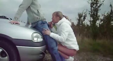 పాఠశాల విద్యార్థులు తెలుగు సెక్స్ వీడియో లు తమ స్కర్టులను తీసివేసి, లైంగిక సంబంధం కలిగి ఉన్నారు.