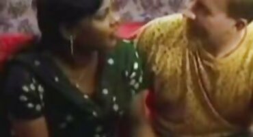 ఆమె పుస్సీ తో కూర్చుని ఆమె సవతి సోదరుడు యొక్క ముఖం మీద ఫుల్ సెక్స్ వీడియో తెలుగు మరియు ఆమె పూకు నాకుట బలవంతంగా.