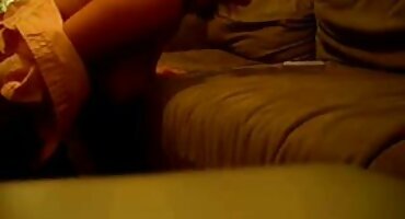 ఒక యువ ఆసియా సవతి కుమార్తె తేలుగు సేక్స్ వీడియో మోసగించాడు.