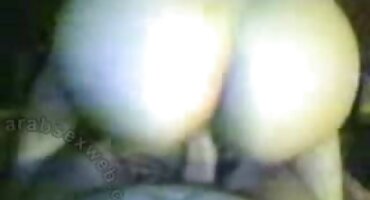 ఒక పరిపక్వ మహిళ ఒక వైబ్రేటర్ నిర్వహించడానికి ఒక యువ హౌస్ కీపర్ బోధిస్తుంది. తెలుగు సెక్స్ వీడియో తెలుగు తెలుగు తెలుగు