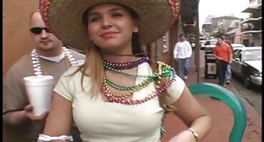 ఒక చేతితో ఒక సెక్స్ వీడియో తెలుగు సెక్స్ వీడియో తెలుగు నోటితో మొడ్ఢ చీకడం.