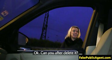 భర్త పనిలో ఉన్నప్పుడు రెడ్ హెడ్ హస్త ప్రయోగం చేస్తుంది. సెక్స్ వీడియో ఇన్ తెలుగు