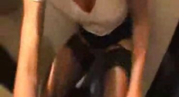 అమ్మాయి ఫక్ తో యజమాని సెక్స్ వీడియో తెలుగు లో పనిచేస్తుంది.