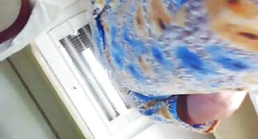 డైలాగ్ డైలాగ్స్ తో ఆకట్టుకున్నాడు. తెలుగు సెక్స్ ఫిలిం వీడియో