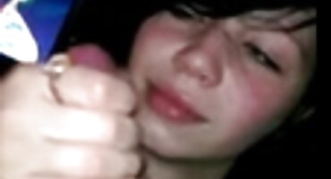 ఒక ప్రయాణికుడు ఒక తెలుగు సెక్స్ వీడియో డౌన్లోడ్ వ్యక్తి ద్వారా ఫక్.