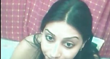 నల్లటి జుట్టు గల స్త్రీని తెలుగు సెక్స్ వీడియో హెడ్ ఫక్ ఇద్దరు అమ్మాయిలు సెక్స్ కోసం కాళ్లు ప్రేరేపించడమ్