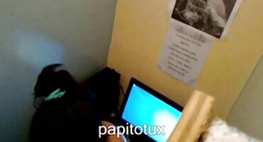 తెలుపు ప్యాంటీ తెలుగు సెక్స్ వీడియో సినిమా లో ఆమె తీపి సెక్స్ ఉంది.