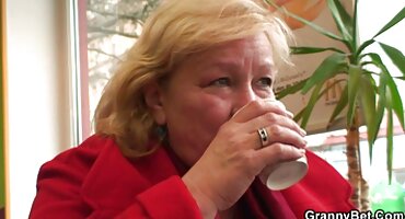 లవర్స్ వారు టేబుల్ మరియు సెక్స్ వీడియో ఇన్ తెలుగు కార్పెట్ మీద ఫక్ కాబట్టి శృంగార ఉంటాయి.