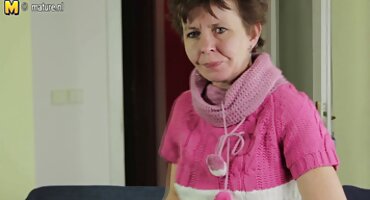 పెద్ద గాడిద తో యువ మహిళ మసాజ్ న ఇబ్బంది పెట్టాడు. సెక్స్ తెలుగు వీడియో