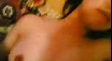 ఆమె బాత్రూమ్ బ్లూ ఫిలిం తెలుగు సెక్స్ వీడియో యొక్క బూట్లు ధరించి, ఫక్ చేయాలనుకుంటుంది.