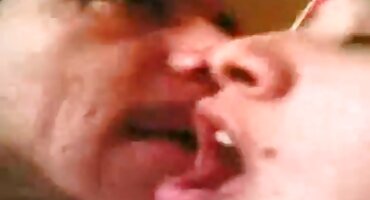 పాత మహిళ యువకుడు తెలుగు సెక్స్ వీడియో డౌన్లోడ్ యొక్క ట్రంక్ మీద లాగబడుతుంది.