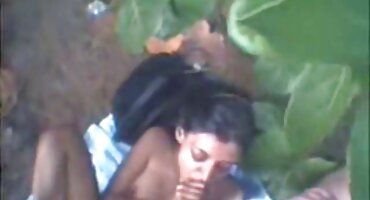 పర్యటన సమయంలో పొరుగు తెలుగు హీరోయిన్ ల సెక్స్ వీడియో తో సెక్స్.