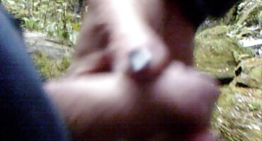 భూస్వామి యొక్క సభ్యుని ఫుల్ తెలుగు సెక్స్ వీడియో క్రింద నిలబడండి.