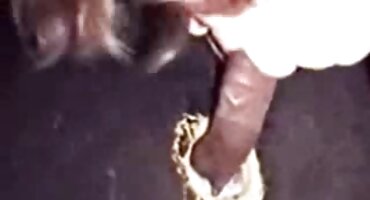 పొరుగు టిట్స్ చూపించాడు మరియు వీడియో సెక్స్ తెలుగు దుస్తులు ధరించిన ఫకింగ్ కోసం ఒక శరీరాన్ని అందించింది.