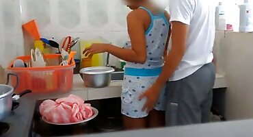 పెన్షనర్ తెలుగు సెక్స్ వీడియో తెలుగు తెలుగు సెక్స్ ఒక యువ విధానం మరియు ఫక్ కనుగొంటారు.